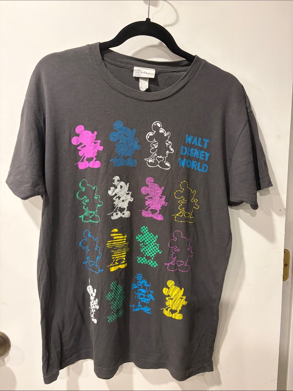 Walt Disney World Gray Mickey Mouse Silhouette Tee shirt short sleeve